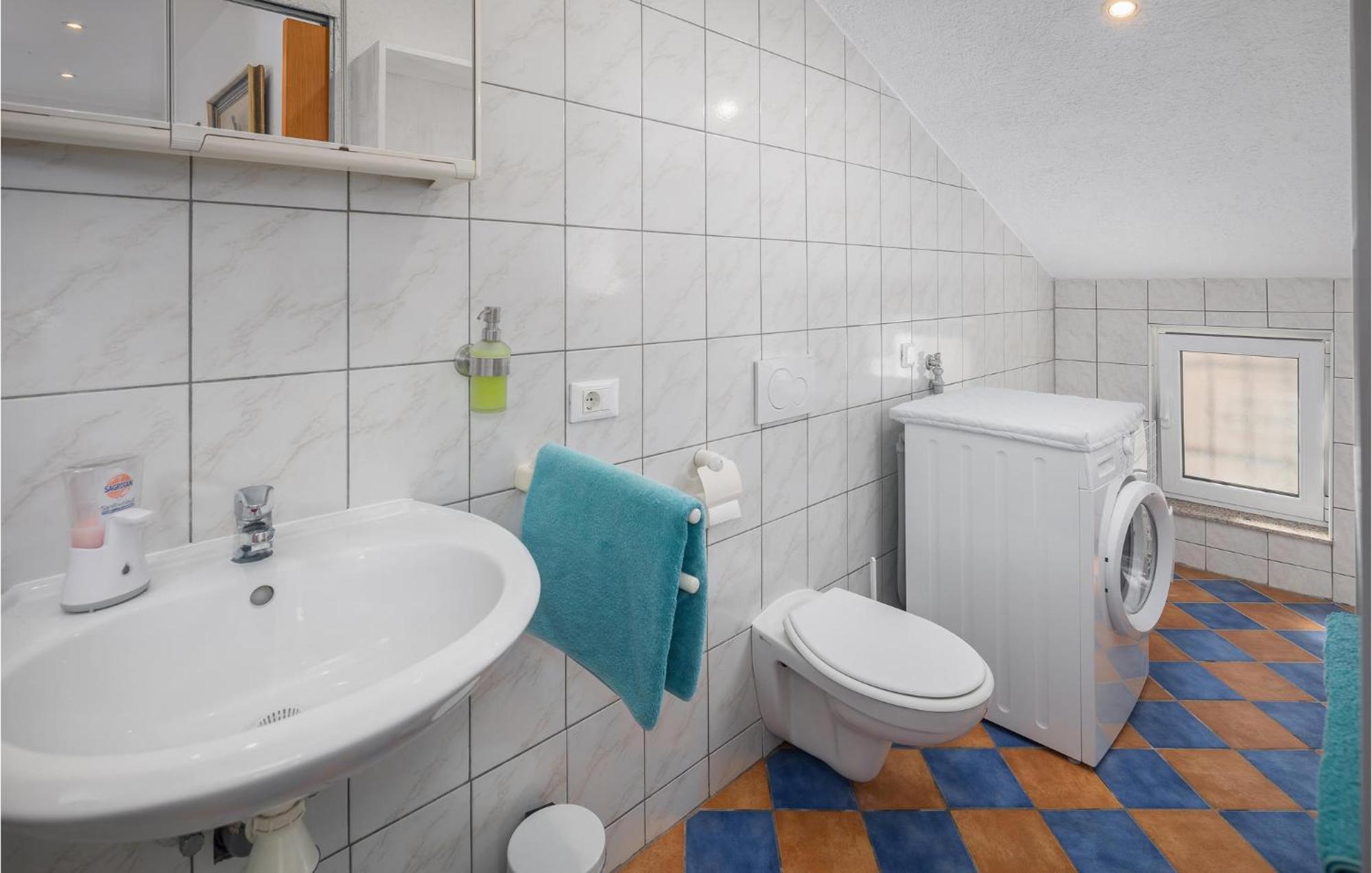 Gorgeous Apartment In Musalez With Kitchen ภายนอก รูปภาพ
